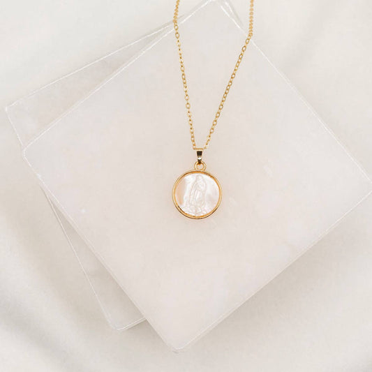 Mother of Pearl Necklace - Gold tone chain